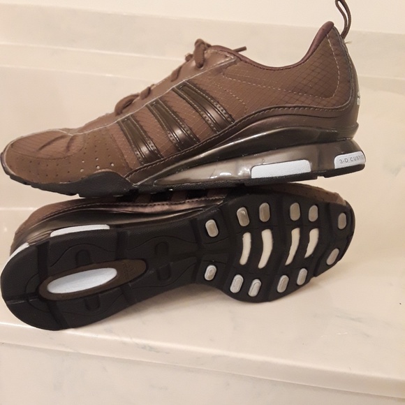 Womens cross trainers - Picture 2 of 5